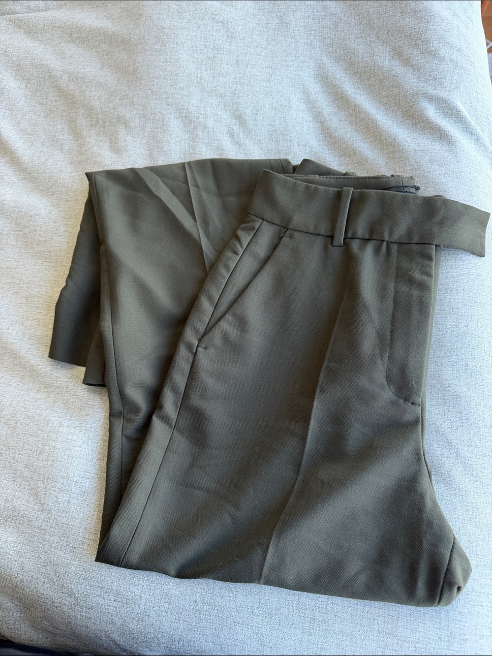 Women’s Dress Pants in Olive Green